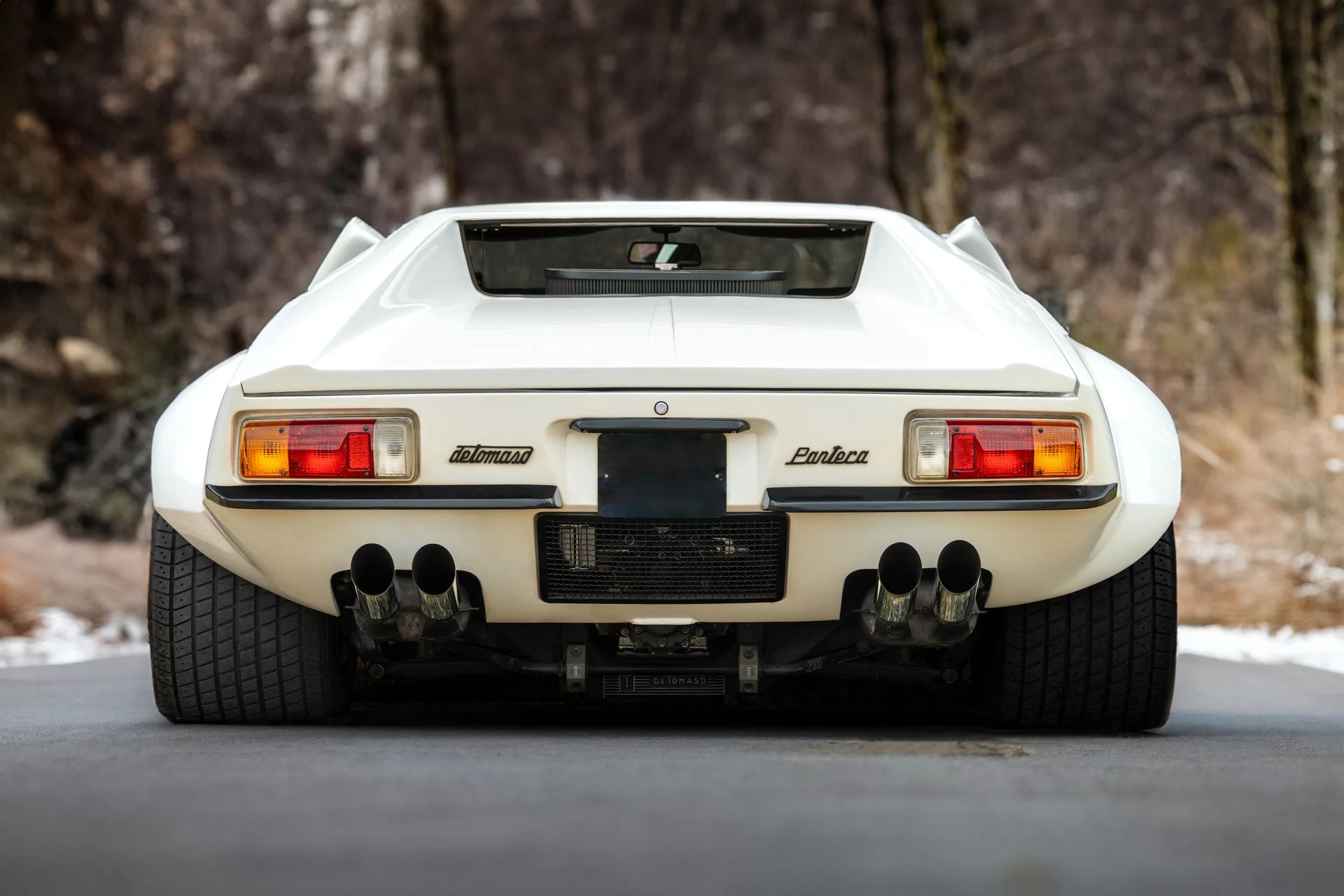 De Tomaso Pantera photographed by Car Studio
